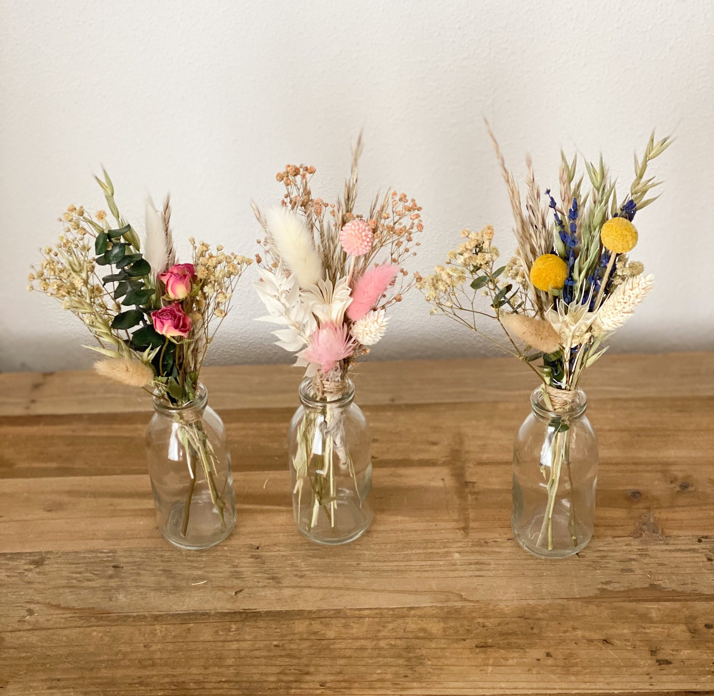 Small Dried Flower Bouquet With Vase in Different Colors With