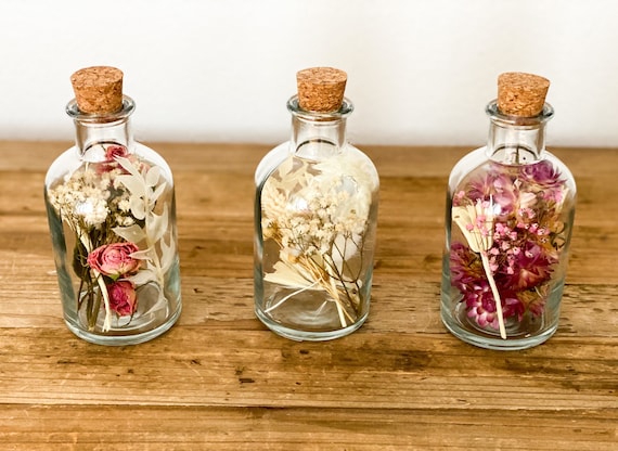 Trockenblumen im Glas groß Trockenblumenstrauß im Glas, auch als Kerzenständer, Blumenglas, auch mit LED-Lichterkette