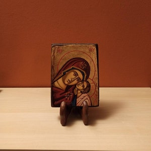 The Virgin Mary and Child ( Η Θεοτόκος, hand painted Greek Orthodox Byzantine icon.