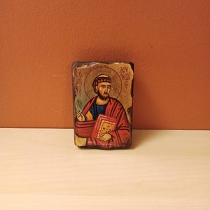 Saint Luke the Evangelist ( Λουκάς, o Ευαγγελιστής ), hand painted Greek Orthodox Byzantine icon.