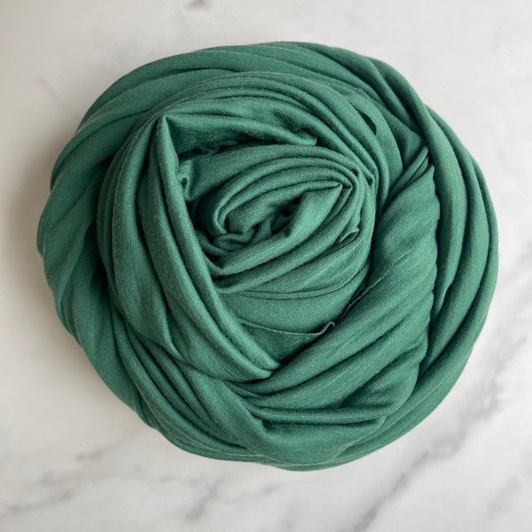 100% Merino Wool Jersey Knit Fabric by the Yard Stretch Sewing Women Everyday Wear Sapin Green MT078