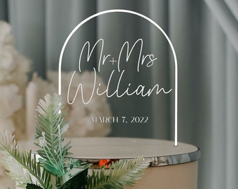 Personalized Acrylic Wedding Cake Topper | Clear | Arch |with Cake Picks | Classic | Minimal | Simple | Mr and Mrs cake topper