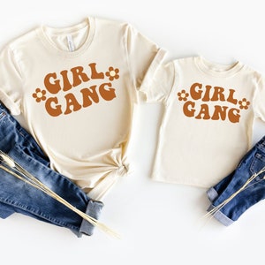 Camisetas de pandillas de chicas: conjuntos retro y geniales para mamá y yo