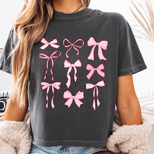 Cropped Comfort Colors Pink Bows T-Shirt: Coquette Graphic Tee