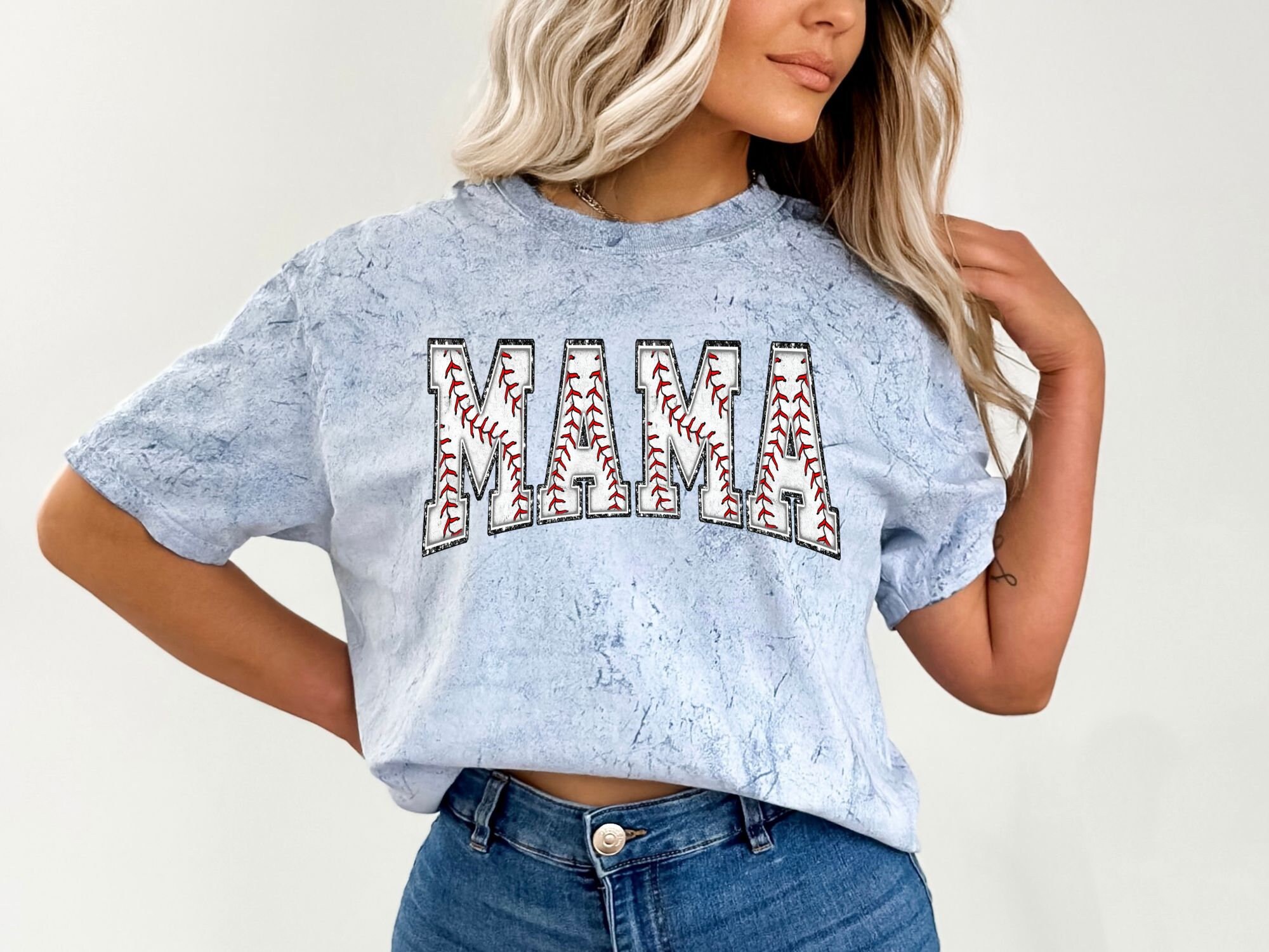 タイダイベースボールママTシャツ：コンフォートカラーズ®スポーツママ