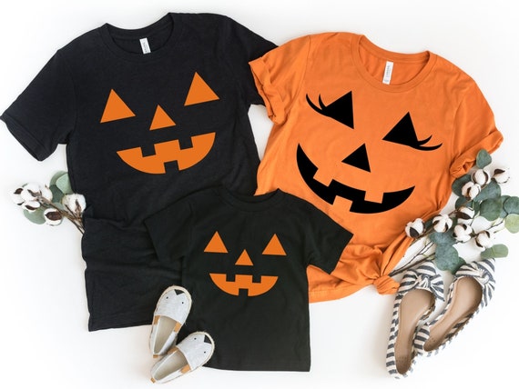 Eyelashes T-Shirt - Halloween Outfit Pumpkin Face Costume T-Shirt Eyelashes T-Shirt - Halloween Outfit Pumpkin Face Costume T-Shirt