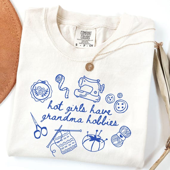 Funny Granny Era Shirt Comfort Colors® T-Shirt Vintage Style Grandma Core Sewing Graphic Tee Trendy Thrifting Shirt Funny Crochet Lover Gift