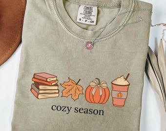 Cozy Season Comfort Colors®-skjorta: Böcker, pumpakrydda och kaffe-t-shirt