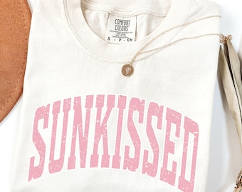 Comfort Colors® Sunkissed T-Shirt - Retro Beach Vacation Tee