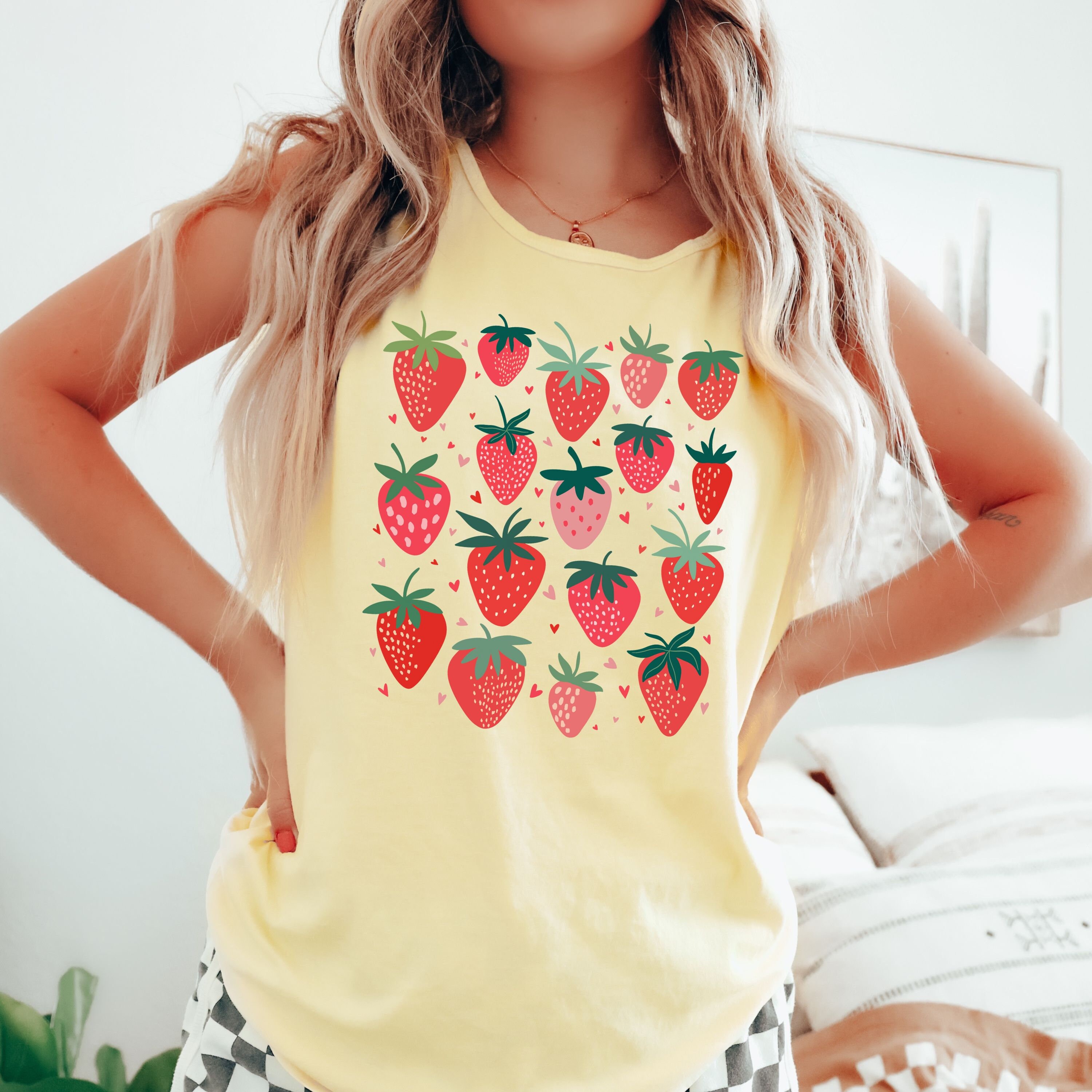 トップス strawberry Strawberry Print Tank Top: Comfort Colors Cotton Summer