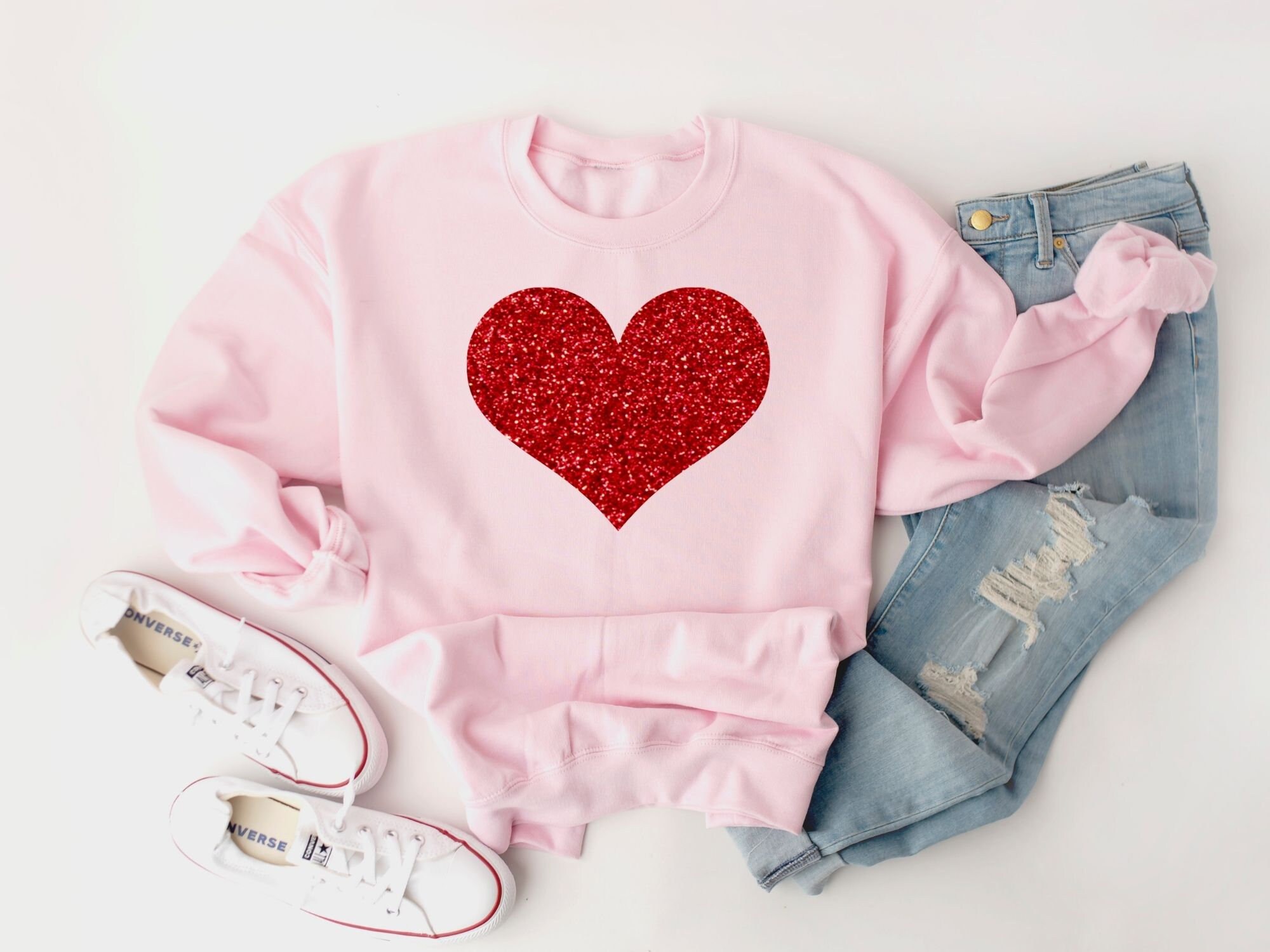 Deals Of The Day Clearance Love Heart Graphic Sweatshirts For Women Long Sleeve Crew Neck Shirts Loose Pullover Blouses Fall Hoodless Casual Top