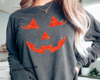 Komfort Colors® Halloween Kostüm Glitzer Jack O Lantern Shirt