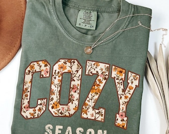 Cozy Season Shirt Boho Floral Graphic Tee Retro Cozy Season T-Shirt Cute Fall Outfit Autumn Thanksgiving Shirt Fall Season Lover Gift