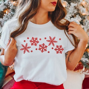 Glitter Snowflake Shirt: Women&#39;s Christmas Holiday Tee