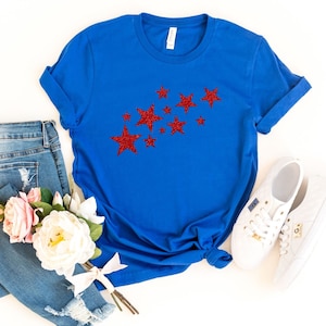 Glitter Stars 4th of July Shirt: Patriotic Women&#39;s Tee