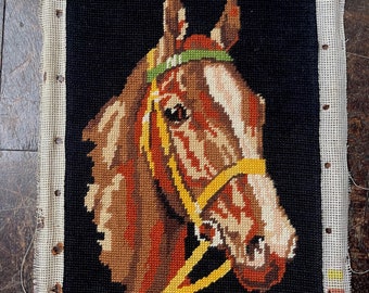 Beautiful horse portrait needlepoint (144)