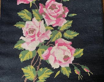 Tapiz grande vintage de rosas rosa claro. Bordado floral, DECORACIÓN CLÁSICA (64F)