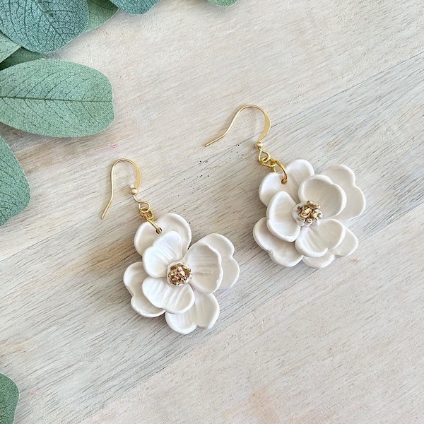 CLAY EARRINGS | The Lorilea | Dogwood Flower Earrings | Boho Earrings | White Flower Earrings | Spring Earrings | Lightweight | Floral