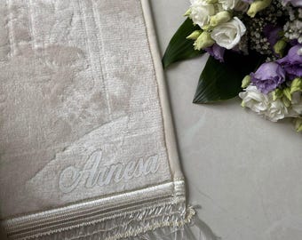 Personalisierter Gebetsteppich mit Namen Vinyl/ Umrah Hajj Geschenk/ Muslim/ Eid Islamisches Geschenk / Individueller Gebetsteppich/ Premium