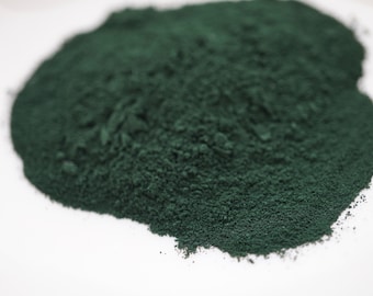 The Giving Green Dry Pigment - A Chlorophyllin Lake