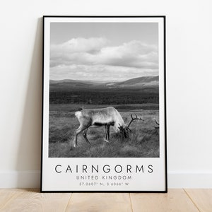 Cairngorms National Park Reise Kunst | Druck für Reiseliebhaber | Schwarz-Weiß-Dekor | Koordinaten Poster