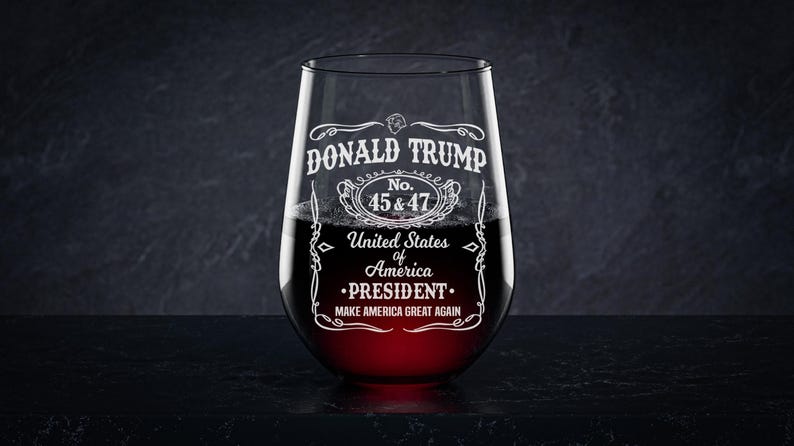 President Trump Laser Engraved Wine Glass, Right Wing, Conservative Gift, Trump For Presidency, Political Gift, 45 47 bild 1