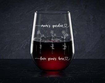 Custom Laser Engraved Mom's Garden Design Wine Glass, Personalized With Your Names And Birth Month Flowers, Great Gift For Mother's Day