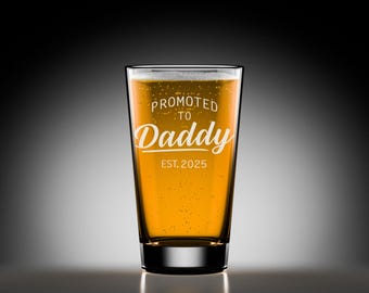 Promoted to Daddy Est 2026 Pregnancy Announcement Dad to be Gift new Fathers Beer Pint