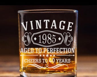 Engraved Whiskey Glass, Vintage 1986, Aged to Perfection, Cheers 40th Birthday Gift, Personalized Gift, Celebrate Your 40th Year