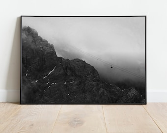 Kunstdruck - Seilbahn im Nebel | Fotografie | Fine Art Print - als Poster, Leinwand, Acrylglas oder Aludibond - verschiedene Größen