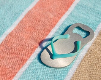 Flip Flop Bottle Opener – Compact Stainless Steel Pocket Opener, Groomsmen Gift & Beach Party Favor