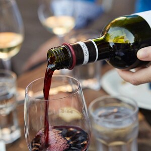 WINO Bottle Rings – Stop Wine, Oil & Vinegar Drips | Reusable Silicone Pour Rings