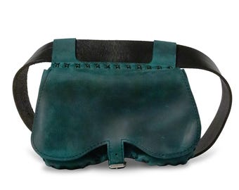 Leather belt bag | Kidney bag | Garment bag | Medieval | Renaissance