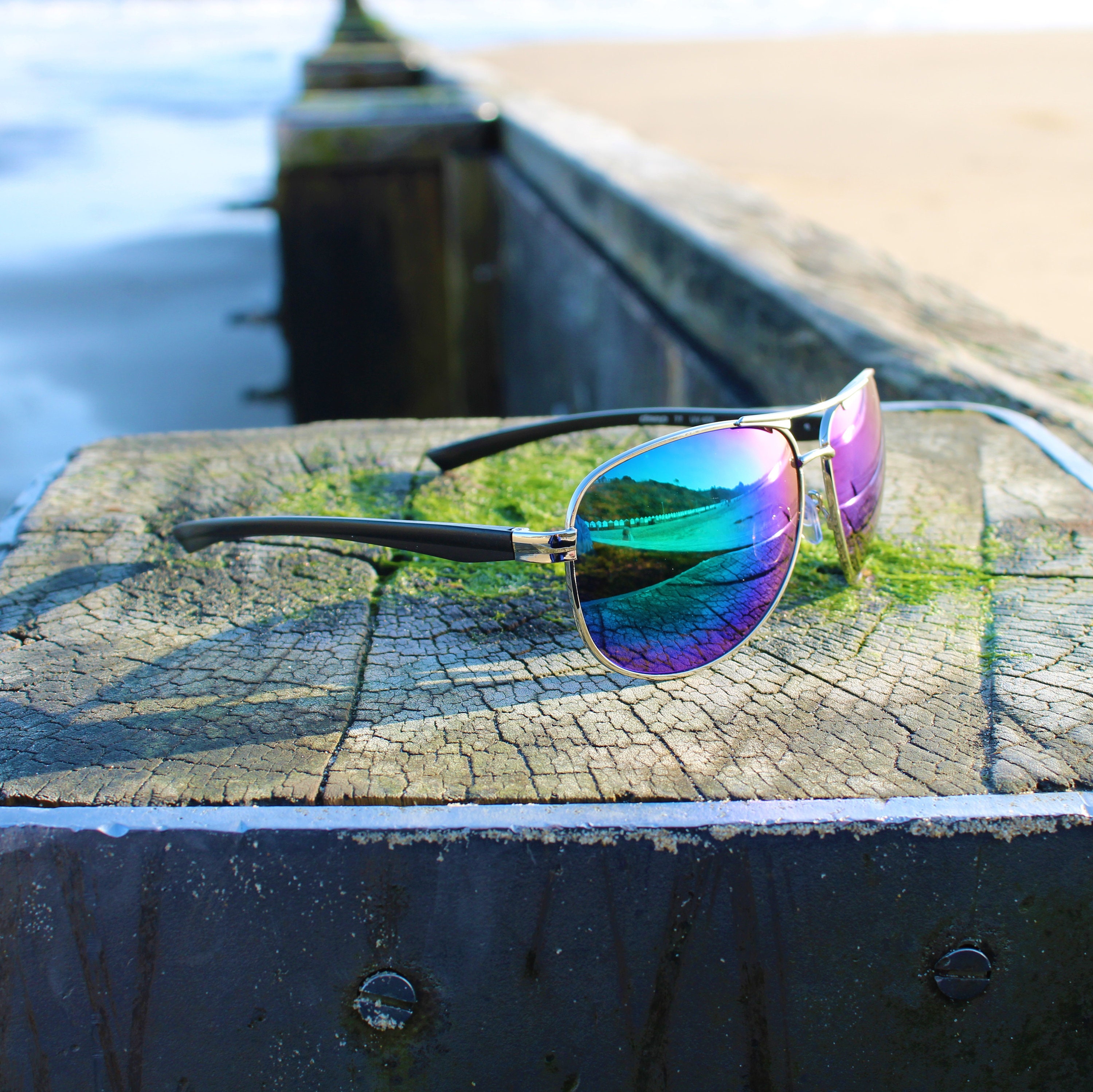 Designer Inspired Round Aviator Sunglasses Metal Bar | Retro  display picture 3