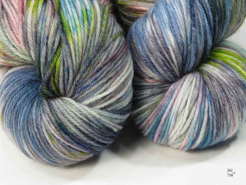 Strand City Whisper 405 Hand dyed sock yarn 100gr