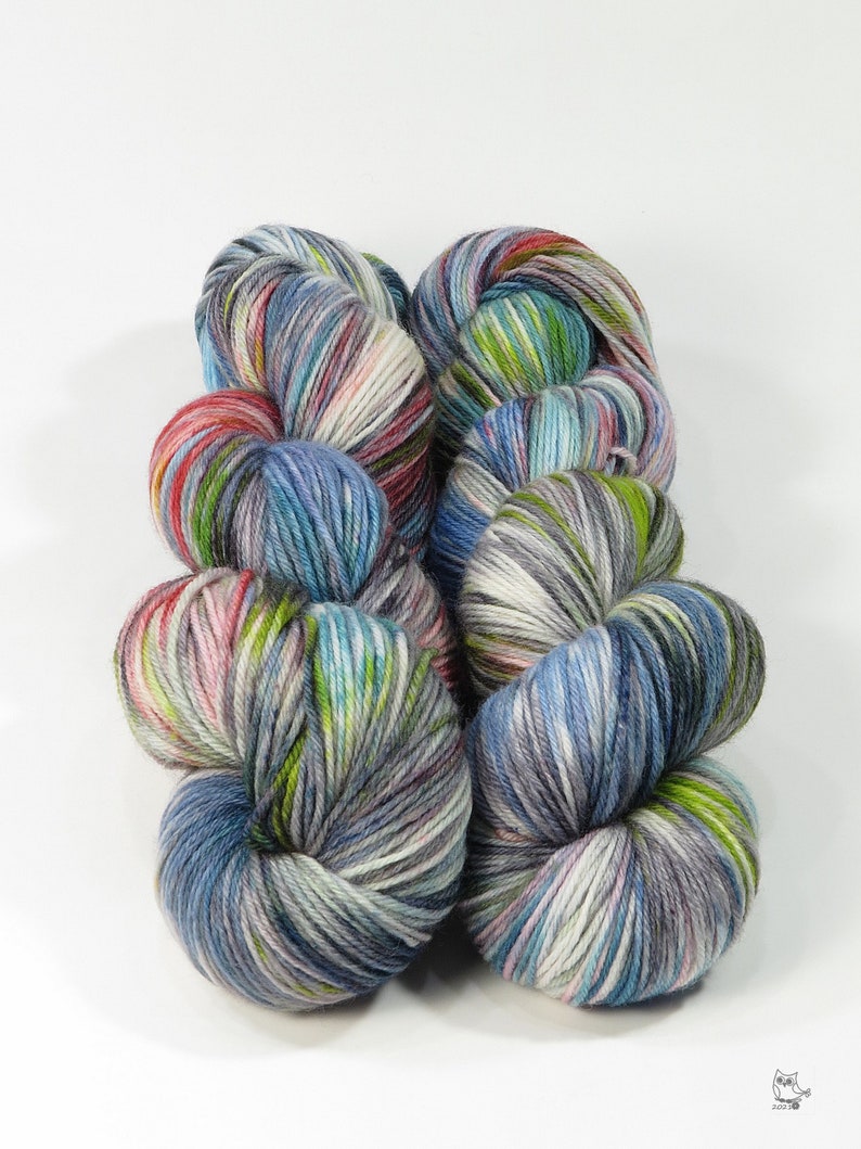Strand City Whisper 405 Hand dyed sock yarn 100gr