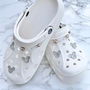 Mickey mouse hotsell crocs womens