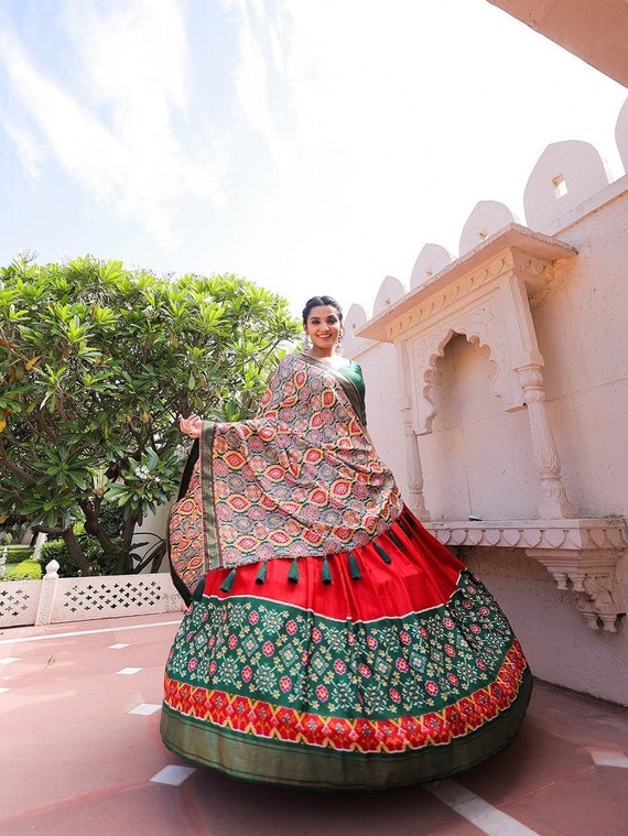 Green lehenga with pink choli sale