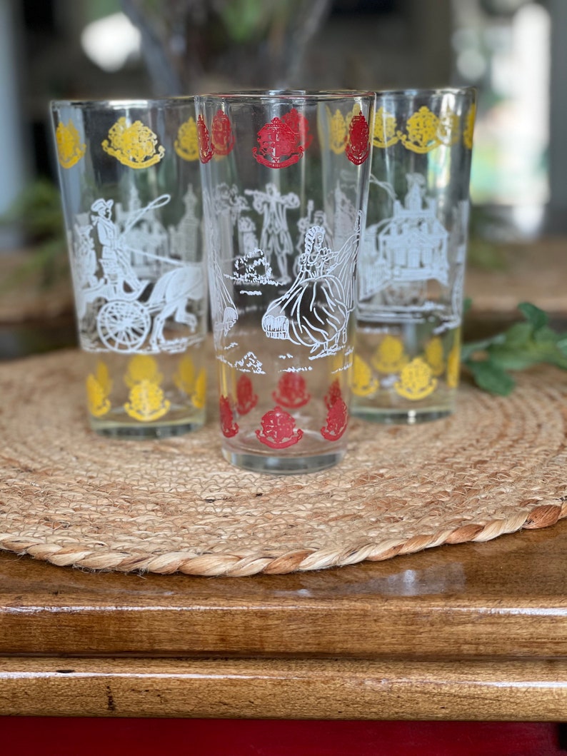Vintage Colonial Williamsburg Souvenir Glasses Drinking Glass Etsy