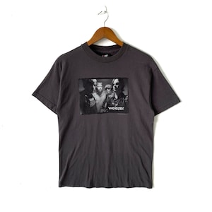 Vintage Weezer Band 2001 Giant Tag By Kevin Scanlon Tshirt Grey Gently Used Size Fit M-S Made In Usa