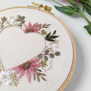 PDF Pattern/Embroidery Pattern/Detail instruction/Flower pattern/Botanical Collection/Digital Download/Flower ornament/Mother's Day/Heart image 3