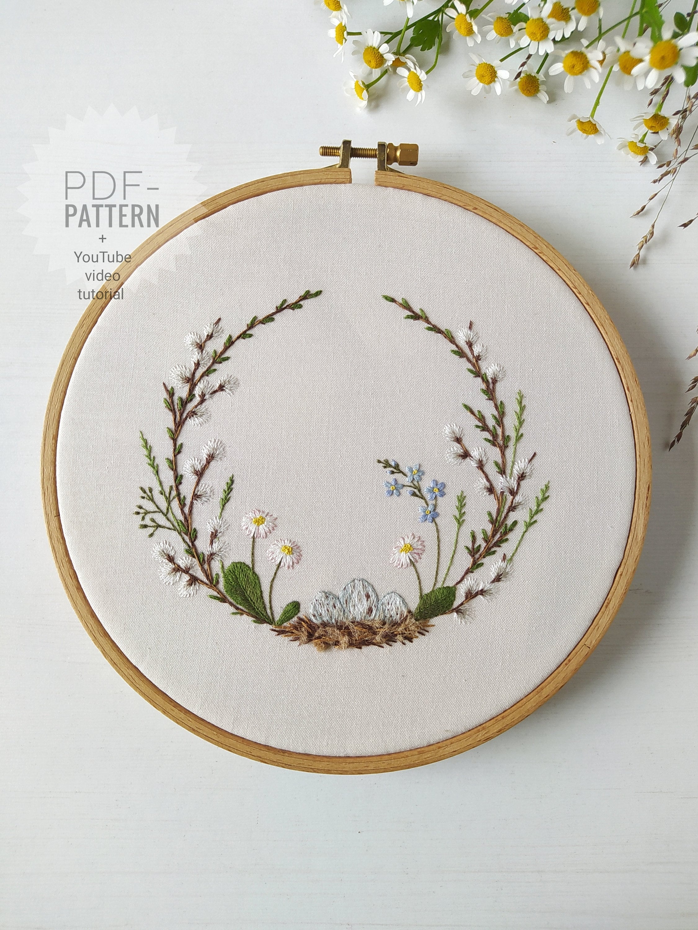 イースターリースの刺繍パターン：春の花のデザイン（PDF + ビデオ