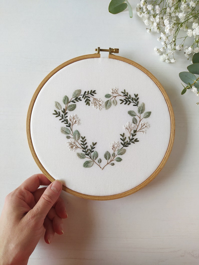 Tutoriel vidéo pdf sur le motif de broderie coeur vert, motif floral, motif de broderie botanique, téléchargement numérique, fête des mères, Saint-Valentin image 6