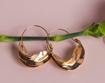 Dainty Irregular Hoop Earrings | Delicate Minialist Jewellery Hoop Earring | Golden and Silver Modern Hoop Earring