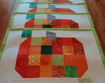 Handmade Pumpkin Placemats:   Pumpkin Mats, Fall and Autumn Home Decor