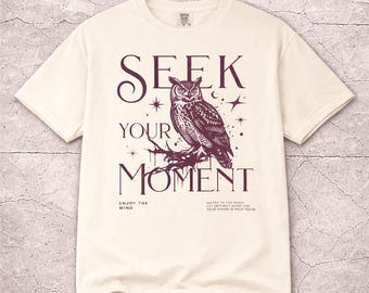 T-shirt Seek Your Moment Owl | Vintage typografie van de hemelse natuur