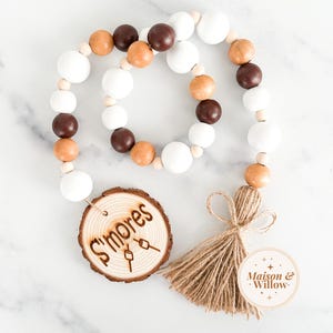 Guirlande de perles en bois S&#39;mores, guirlande de perles en bois S&#39;mores, guirlande Smores, décor de plateau à plusieurs niveaux S&#39;mores, bannière S&#39;mores, décoration de feu de camp