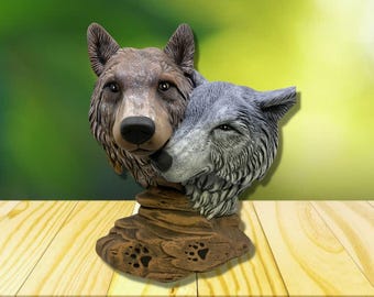 Timber Wolf Sculpture - Etsy