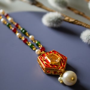 Simple Gold and Red Kundan Maang Tikka