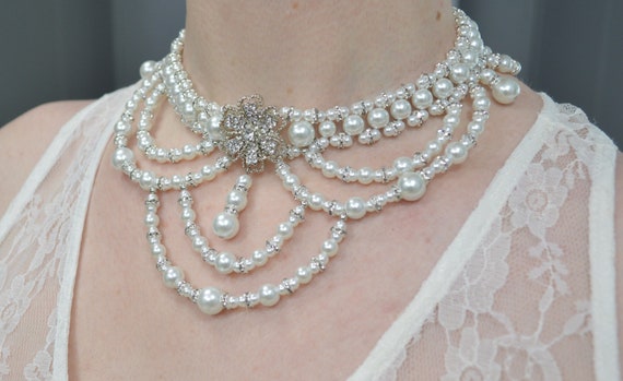 Vintage Style White Pearl Rhinestone Beaded Collar Necklace